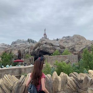 Meet your Posher, Yidi